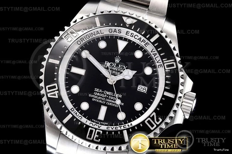 0104 ROLSD093 – Deep Sea Dweller Black Contemporary 1015